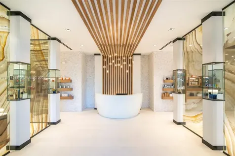 16053 Villa Vizcaya Place Delray Beach FL 33446