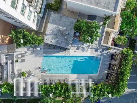 3250 NE 1st Avenue Miami FL 33137