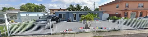1461 E 9th Court Hialeah FL 33010