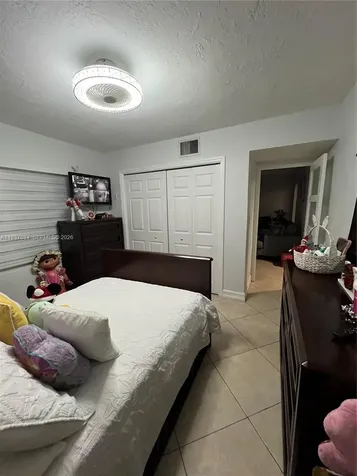 1461 E 9th Court Hialeah FL 33010