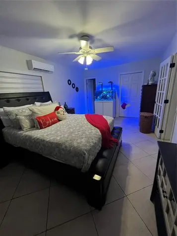 1461 E 9th Court Hialeah FL 33010