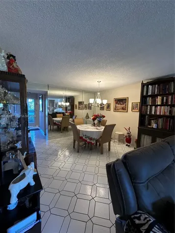 6080 NW 44th Street Lauderhill FL 33319