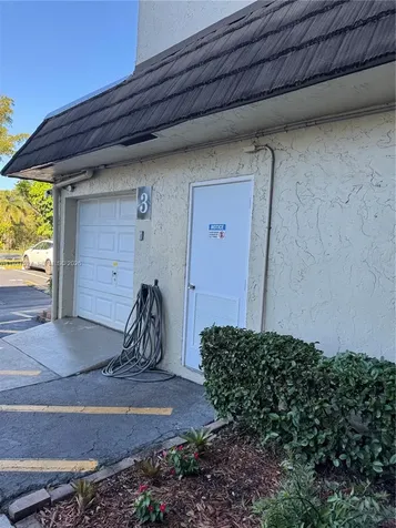 6080 NW 44th Street Lauderhill FL 33319
