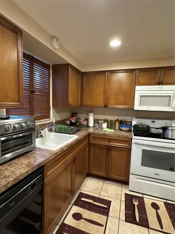 6080 NW 44th Street Lauderhill FL 33319