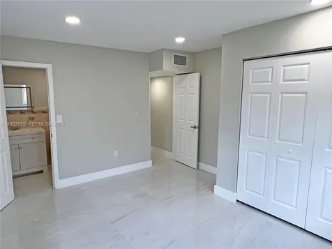 11962 SW 37th Terrace Miami FL 33175