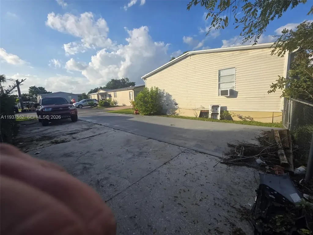 19800 SW 180 Th Avenue Miami FL 33187