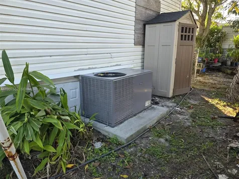 19800 SW 180 Th Avenue Miami FL 33187