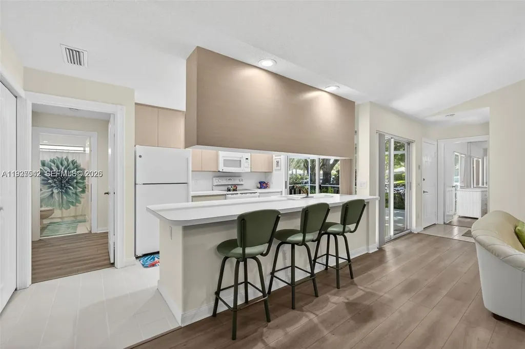 7102 Geminata Oak Court Palm Beach Gardens FL 33410
