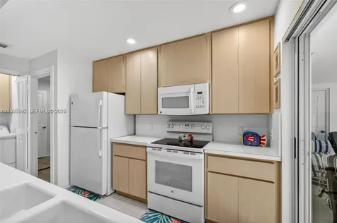 7102 Geminata Oak Court Palm Beach Gardens FL 33410