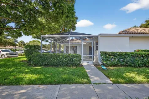 7102 Geminata Oak Court Palm Beach Gardens FL 33410