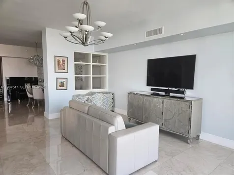 3330 NE 190th Street Aventura FL 33180