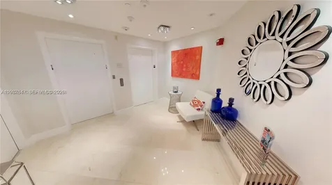 3330 NE 190th Street Aventura FL 33180