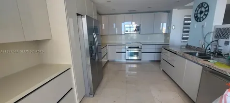 3330 NE 190th Street Aventura FL 33180
