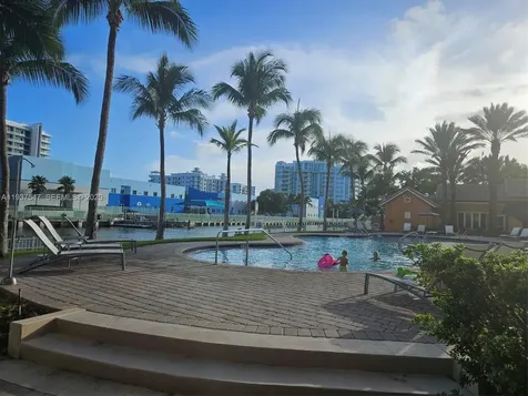 3330 NE 190th Street Aventura FL 33180