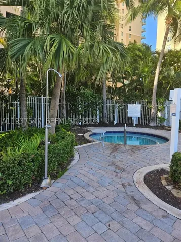 3330 NE 190th Street Aventura FL 33180