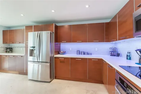 3330 NE 190th Street Aventura FL 33180