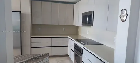 3330 NE 190th Street Aventura FL 33180