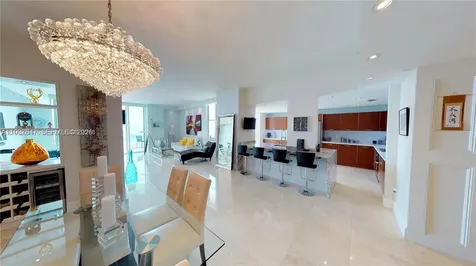 3330 NE 190th Street Aventura FL 33180