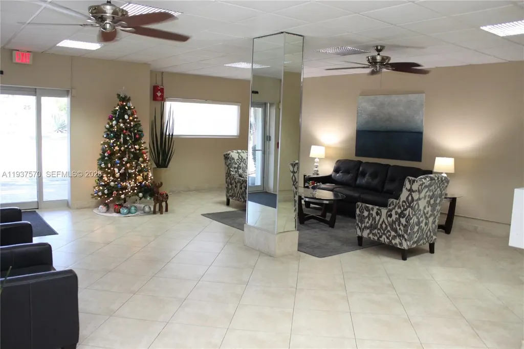 900 NE 18th Avenue Fort Lauderdale FL 33304