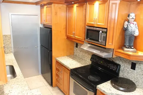 900 NE 18th Avenue Fort Lauderdale FL 33304