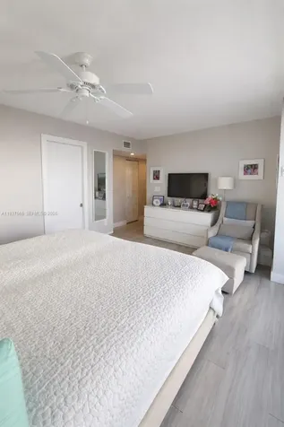 5900 Collins Avenue Miami Beach FL 33140