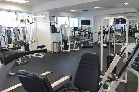 5900 Collins Avenue Miami Beach FL 33140