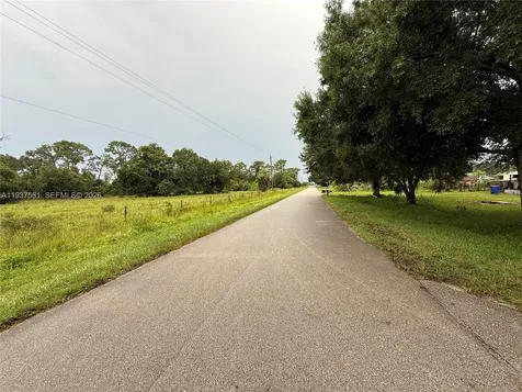 323 Jordan Terrace Okeechobee FL 34974