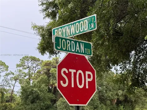 323 Jordan Terrace Okeechobee FL 34974