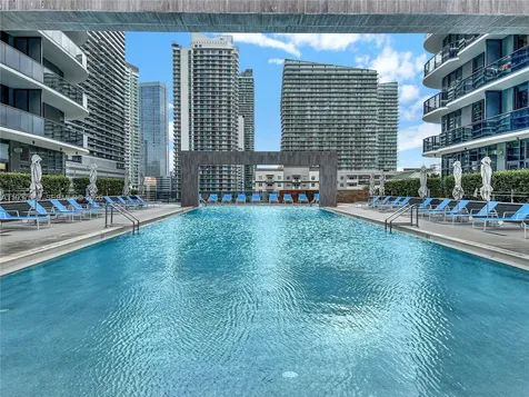 45 SW 9th Street Miami FL 33130