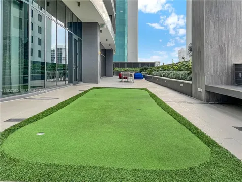45 SW 9th Street Miami FL 33130