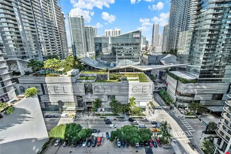 45 SW 9th Street Miami FL 33130