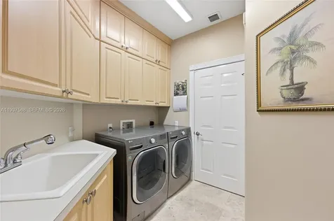 2442 Poinciana Court Weston FL 33327