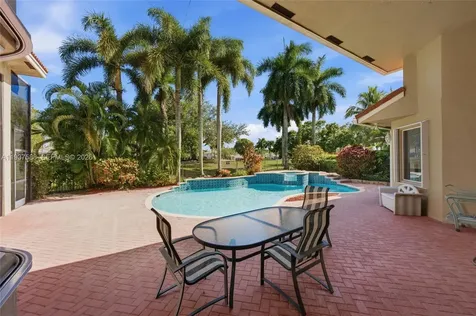 2442 Poinciana Court Weston FL 33327