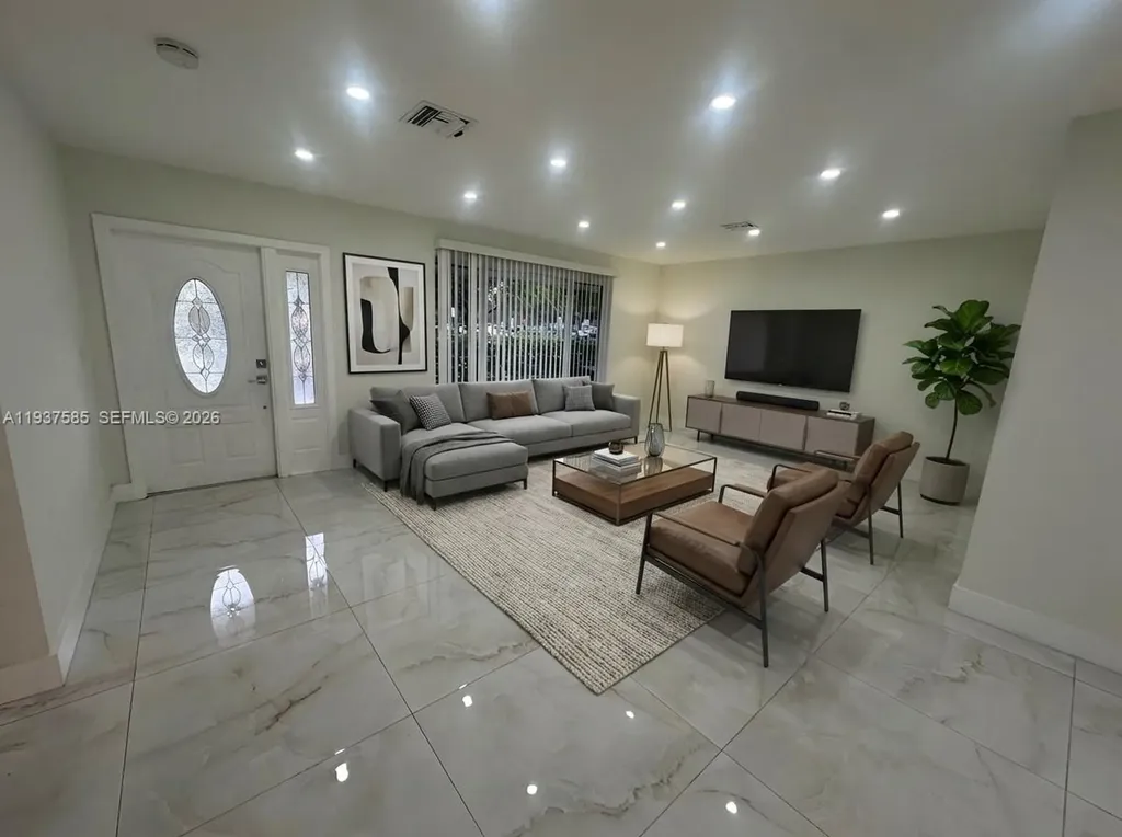 4501 Jefferson Street Hollywood FL 33021