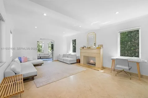 4490 Royal Palm Avenue Miami Beach FL 33140