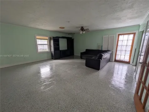 8075 SE Palm Street Hobe Sound FL 33455