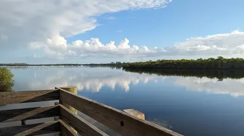 8075 SE Palm Street Hobe Sound FL 33455