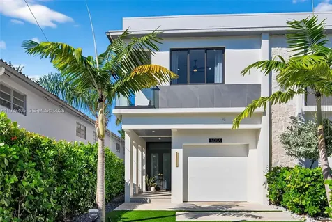 609 NE 8th Avenue Fort Lauderdale FL 33304