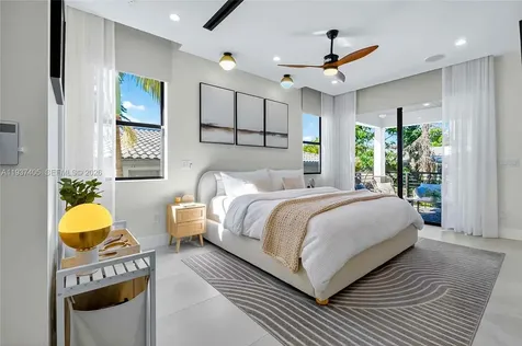 609 NE 8th Avenue Fort Lauderdale FL 33304