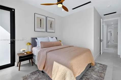 609 NE 8th Avenue Fort Lauderdale FL 33304