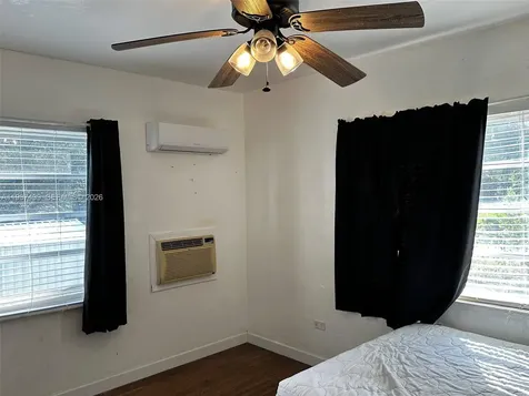 1071 NE 160th Terrace North Miami Beach FL 33162