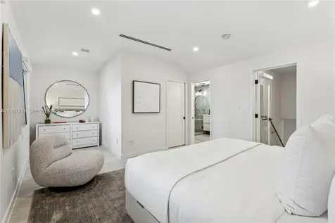 1231 15th Terrace Miami Beach FL 33139
