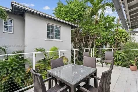 1231 15th Terrace Miami Beach FL 33139
