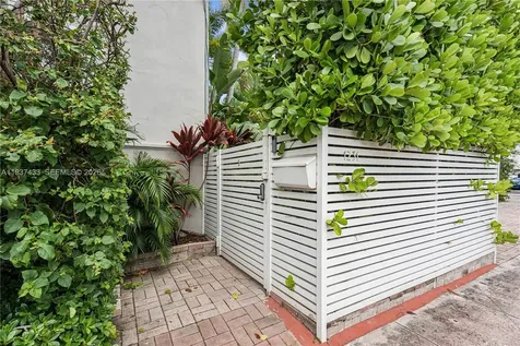 1231 15th Terrace Miami Beach FL 33139
