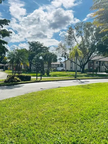 6031 Shakerwood Circle Tamarac FL 33319