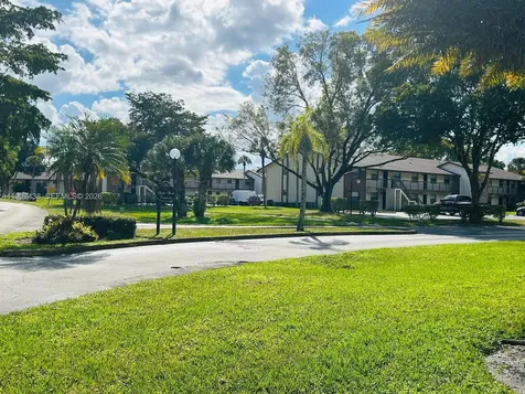 6031 Shakerwood Circle Tamarac FL 33319