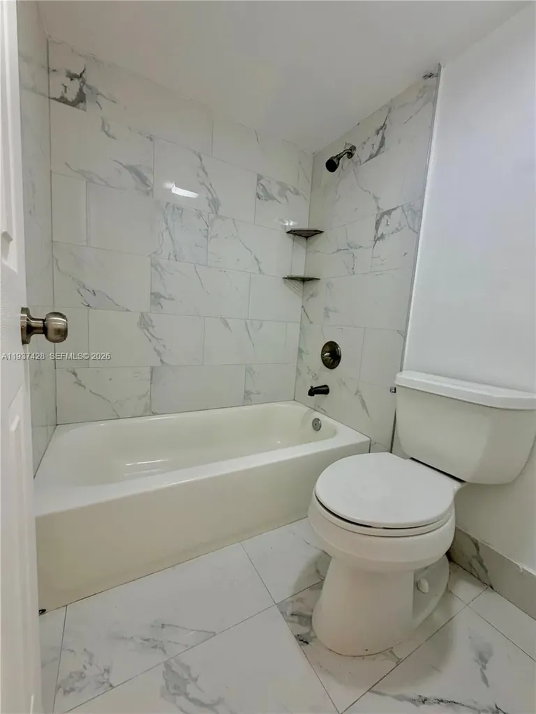 2320 S Cypress Bend Drive Pompano Beach FL 33069