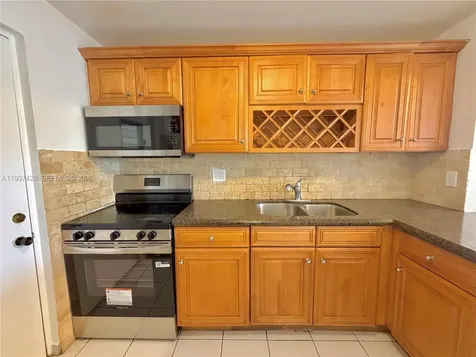 2320 S Cypress Bend Drive Pompano Beach FL 33069