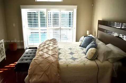 1352 NW 129th Way Sunrise FL 33323
