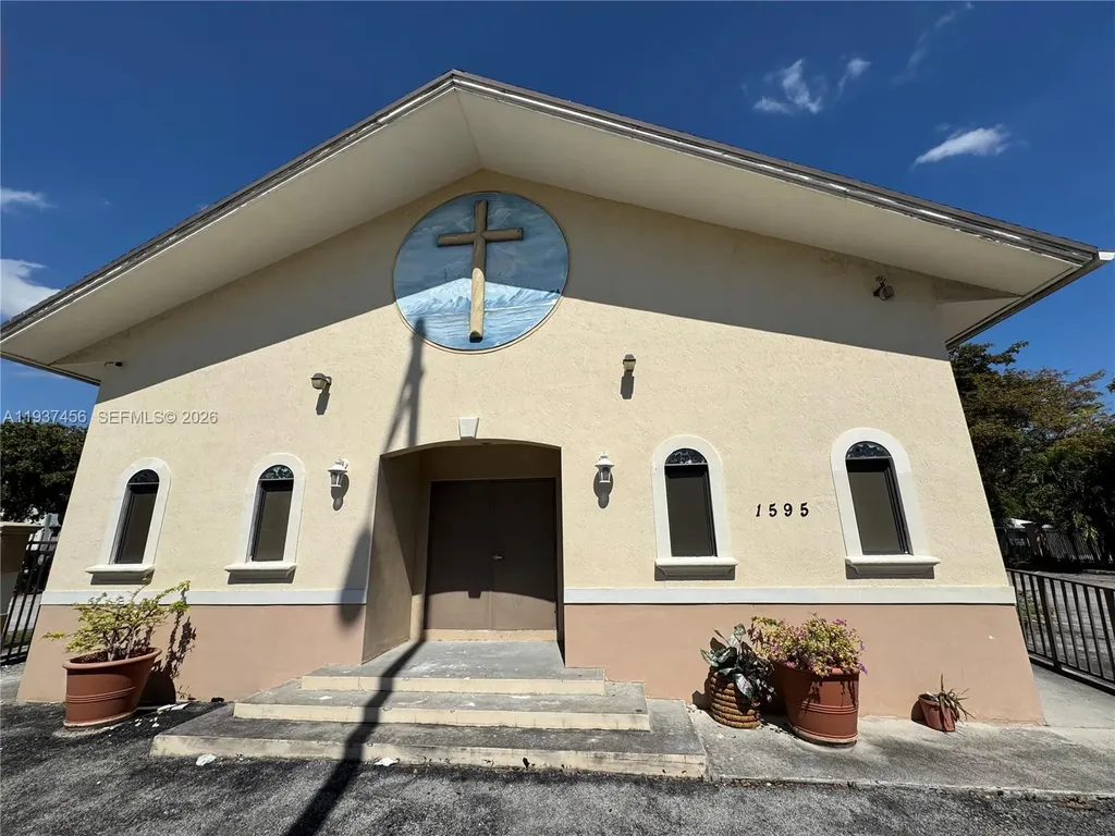 1595 NW 119th Street North Miami FL 33167